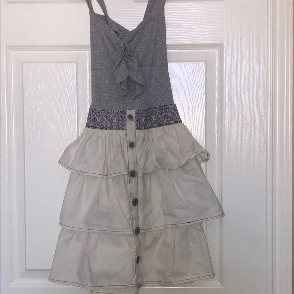Olsenboye grey and acid wash button dress!